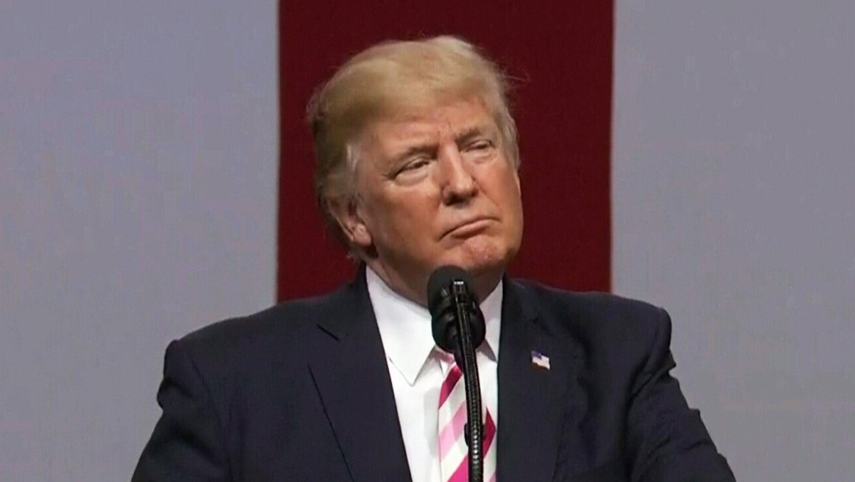 WatchCTVNews's tweet photo. LIVE NOW: U.S. President Trump speaks on tax reform in Harrisburg, Pennsylvania: https://t.co/peVX1BHUcb https://t.co/SN12KB5vbS