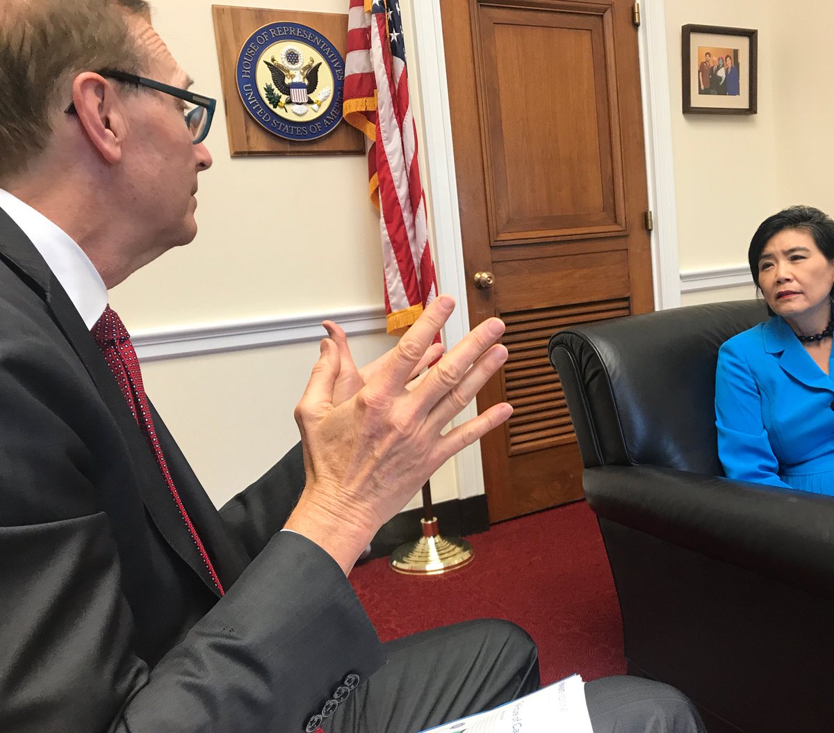 DianaShibaMD's tweet photo. πΊπΈ Thank you Congresswoman Chu @RepJudyChu for your support - for physicians and the patients we care for
#PermanenteMedicine #CompleteCare https://t.co/D7N3H2pszM