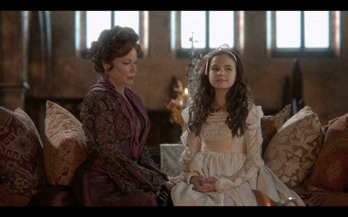 lorepeeters's tweet photo. oh hey @BaileeMadison nice seeing you here ;) #OUATRewatch #YoungSnow https://t.co/9uTAsp2aJ0