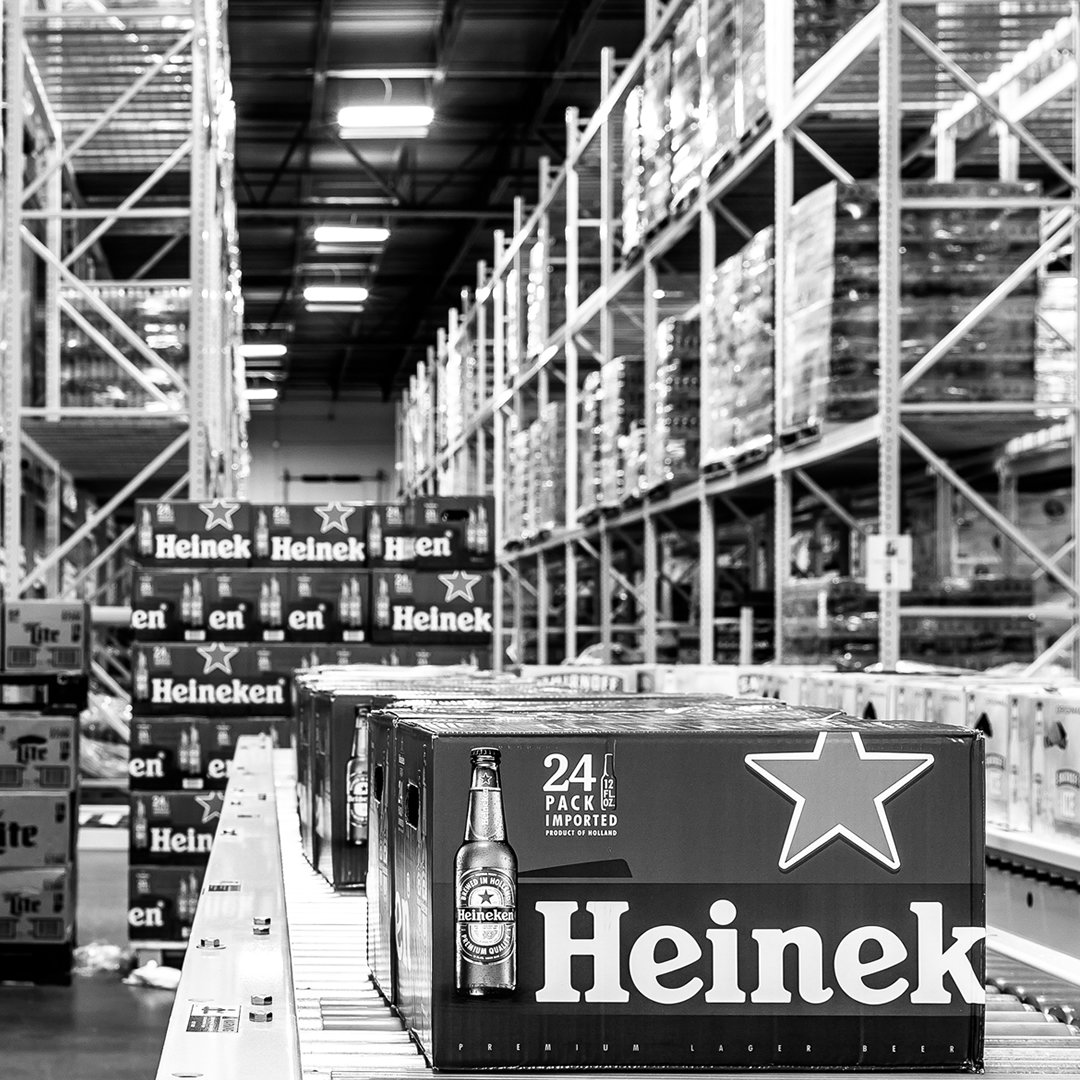 digitalfunction's tweet image. on location shoot @ Faust Distributing - creating imagery for the new site #digitalfun #LoveOurClients #beerstoyouhouston #faustdistributing