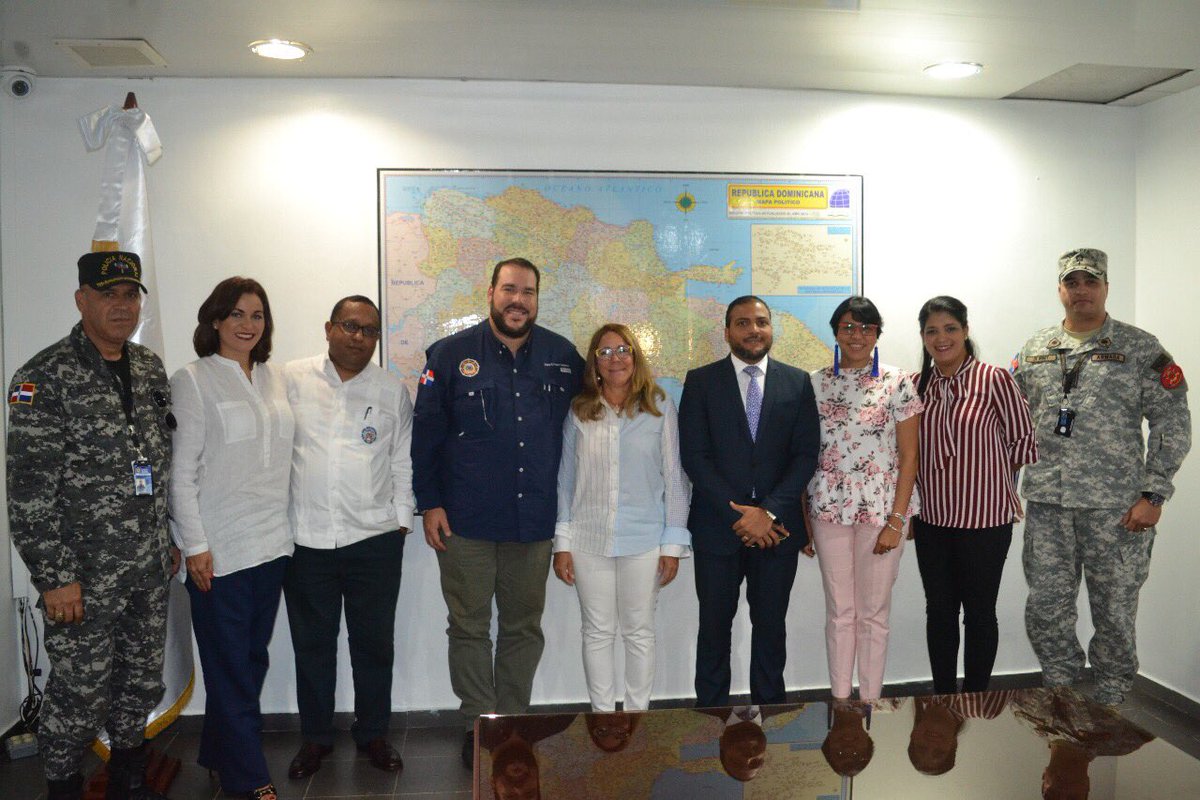 IrisGuaba's tweet photo. Valoramos el loable esfuerzo del equipo de trabajo de @PortuariaRD en la persona de @VGomezCasanova por las donaciones entregadas al PASP. https://t.co/StnoWtEyEs