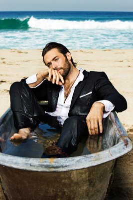                                        (*   )=3!!

HAPPY BIRTHDAY!!! Hugh Jackman!!              