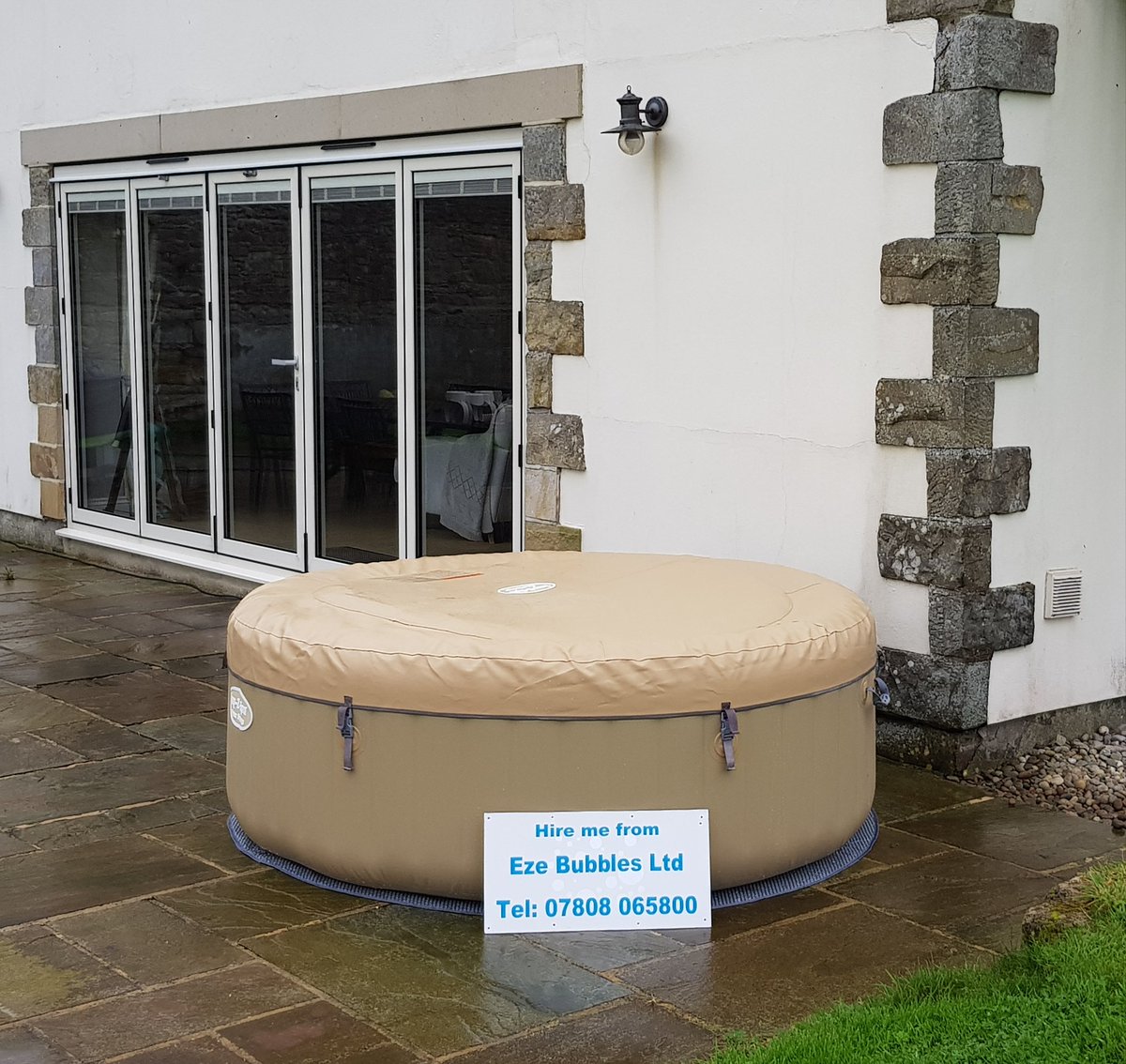 Have you booked that perfect cottage in Northumberland and fancy hiring a hot tub? Contact Katie 07540 222536 at Ezebubbles #Northumberland