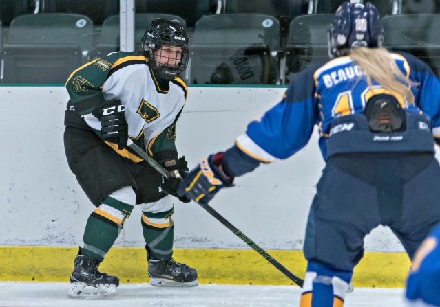 'Russia's Rita Dorofeeva at home with young Tommies' - by <a href="/justplainmonty/">monty mosher</a> atlanticuniversitysport.com/sports/wice/20… <a href="/TommiesSTU/">STU Tommies</a> <a href="/StThomasU/">St. Thomas University</a>