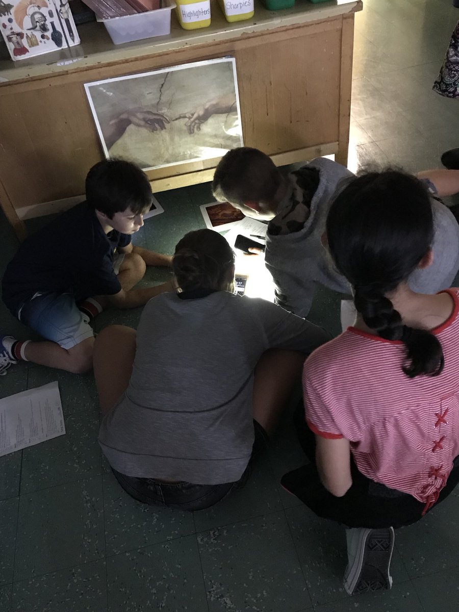 MrsCurryBMS's tweet photo. History is alive as we examine artifacts and cave art from Paleolithic Times #historyalive #flashlightsarefun @brian_trap @BernerChiefs https://t.co/GOIwIynxX0