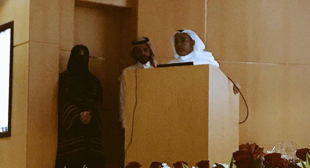 omarnozha's tweet photo. سعادة تغمر الحضور من الوسط الطبي ب #المدينة_المنورة في الاحتفال والإحتفاء بفريق #اول_زراعة_نخاع ب #مستشفى_الملك_فهد بقيادة د أمل بيحاني https://t.co/1SiMMGBk4c