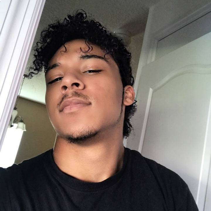 muzziktuner's tweet photo. 🙌 YASSS It's time for a great show 💯ROYAL.R.K👑:Good afternoon 
https://t.co/ZoX3wRjB7O https://t.co/9r2MTFbCSF
