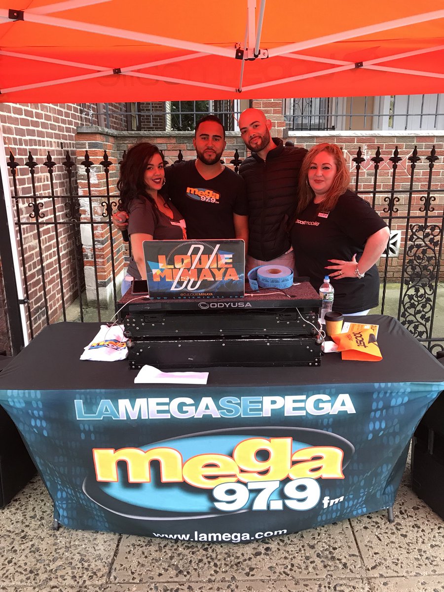Brick647's tweet photo. Brickcity Wireless
647 Mt Prospect Ave Newark #Hypersidewalk #FlipOffTaxes @luishyperlink @hyperlinkusa @tomla401 https://t.co/fOvQtT2m30