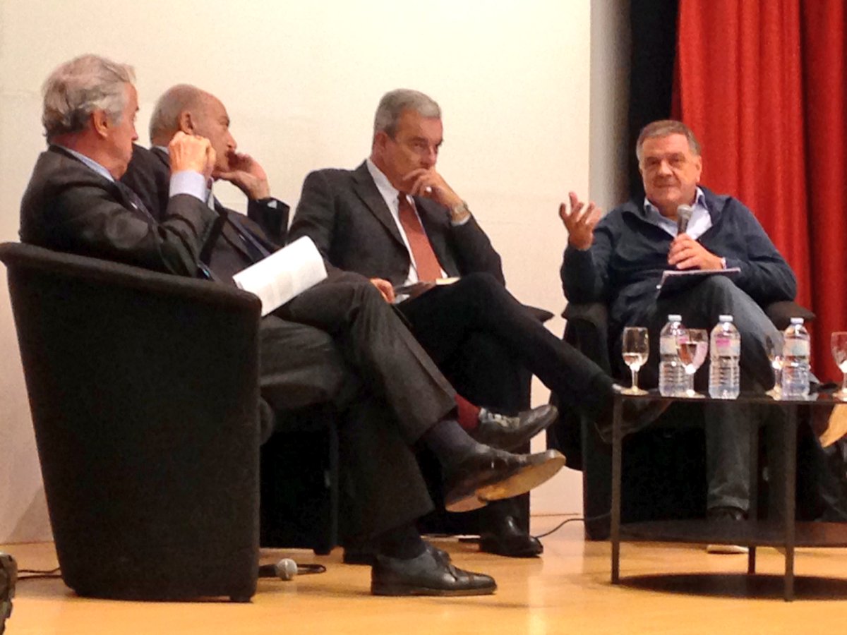 All'<a href="/IICBruxelles/">IIC Bruxelles</a> ci chiediamo: le vie dello sviluppo sono finite? Serve costruire il progresso insieme ai Paesi <a href="/PalombellaBXL/">Circolo Palombella</a>