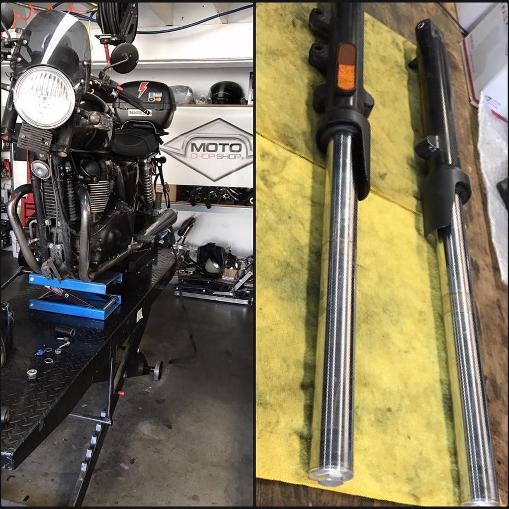 motochopshop's tweet photo. Fork seals and some front end lighting upgrades about to happen. #motochopshop #madetoride #triumph #thruxton #bonneville #scrambler #thrux… https://t.co/twguo4I71i