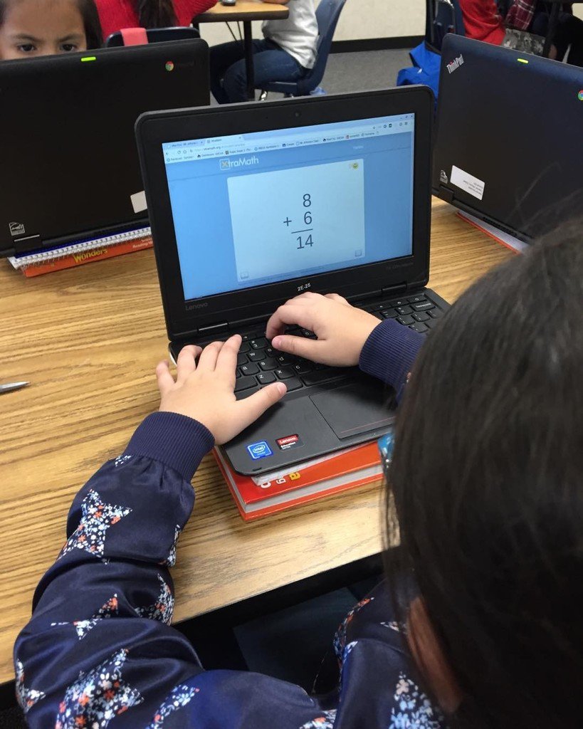 RainbowRidge_VV's tweet photo. Rockin’ some math fluency in @robertalfonso class! Laying the foundation for math mastery! #committedtocollege #al… https://t.co/gE5bkK8Z7p https://t.co/taMR9O2NZ9