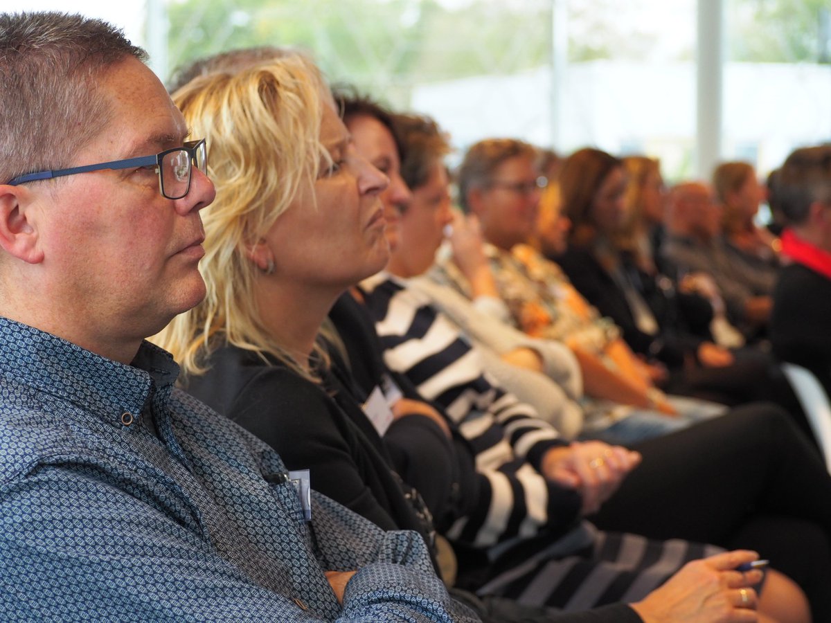 Van Andel tweet media