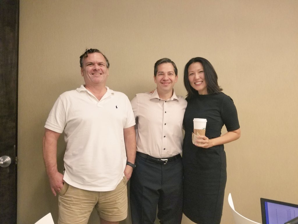 KatNotKate's tweet image. So exciting! Mayor of Stamford @MartinForMayor welcomes @sema4 to the city! Pumped to rep @MountSinaiCDH w/ @yvonneychan at the event