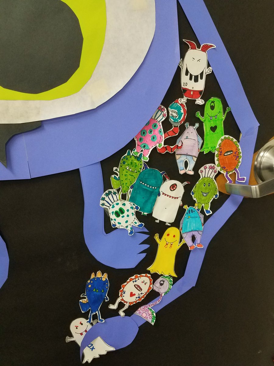 MsKhalid14's tweet photo. Halloween door decorations at #BurtonHorizon #bsdproud #bsdcares https://t.co/Lx4GTeUDEU