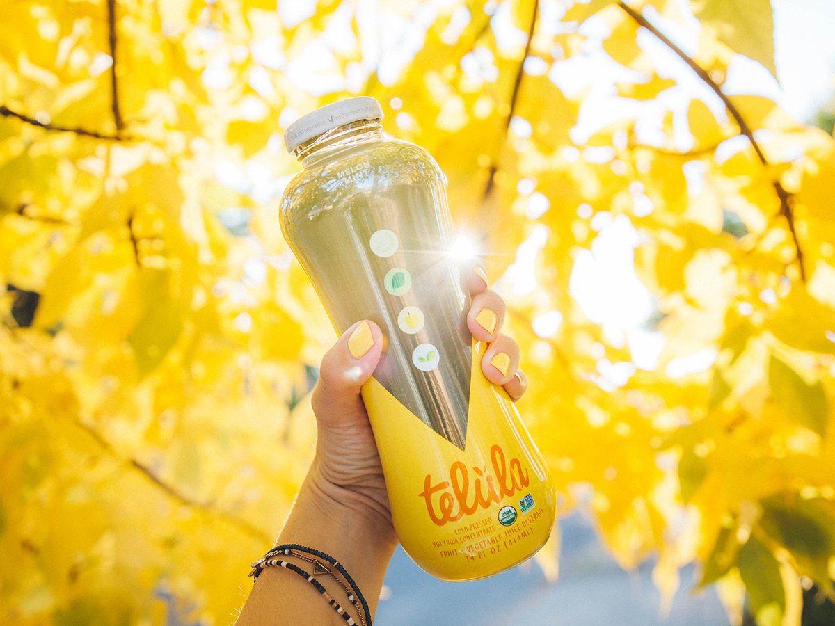 drinkTelula's tweet photo. We're in 💛 with fall colors, you guys. Grab some Telula and get outside! https://t.co/iLDEuEnh7D