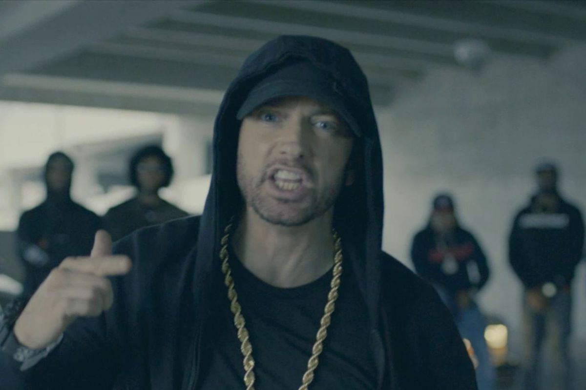 TamaraM214's tweet photo. #Eminem #LyricallyAnnihilated #Trump #BETHipHopAwards No #Response Yet #TweeterInChief doesn't have #BET? #WhereY'At https://t.co/mTZcKErqI9 https://t.co/yVhNk7O8gv
