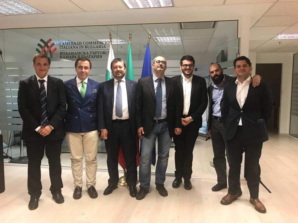 alvisemarzo's tweet photo. Incontro @CCIE_Bulgaria @PresMontecchi con imprese e @Core_Lab_Lecce @corallo_angelo #Bulgaria https://t.co/i9IT8wVbKt