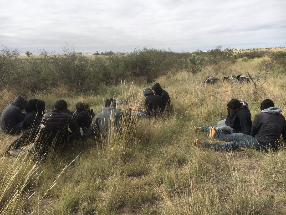 CBPWestTexas's tweet photo. #CBP #AMO #AlpineAirUnit and #USBP apprehend group of 13 illegal
aliens near Marfa, Texas. https://t.co/fuqcG406jU