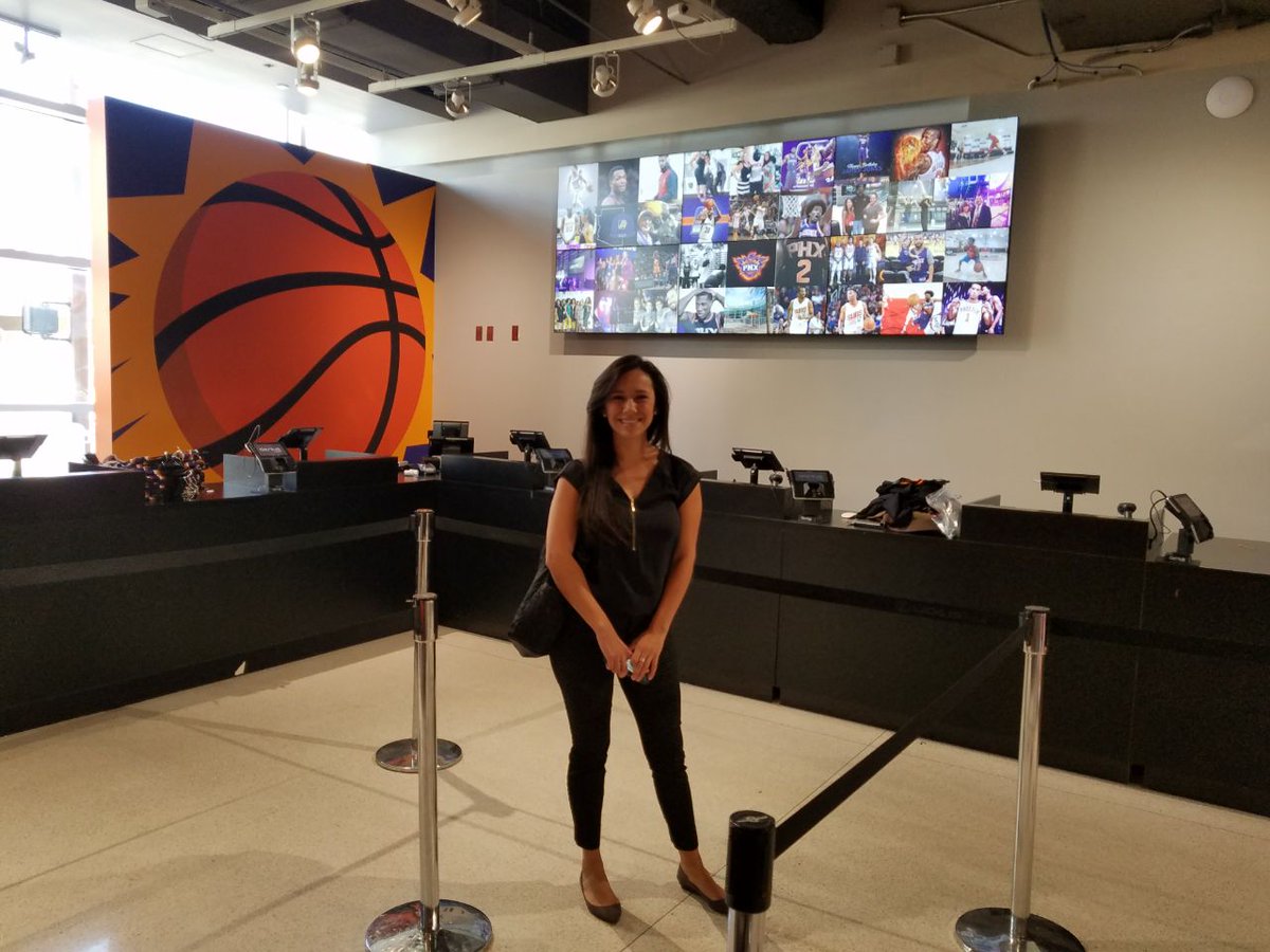 mobiManage's tweet photo. Look who's ready for the #preseason ! MobiManage visits #PhoenixSuns to witness some good hardcourt action from two of the bests! @TS_Resort https://t.co/z9UwjKzUYu