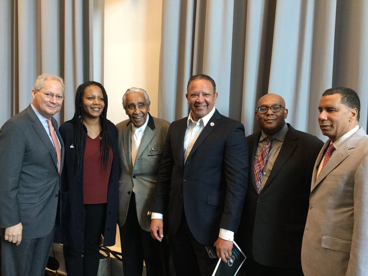 #SharptonSymposium: Fernando Ferrer, <a href="/Dr_CMGreer/">Christina Greer</a>, <a href="/cbrangel/">Charles Rangel</a>, @marcmorial, <a href="/jamalericwatson/">Dr. Jamal Watson</a>, <a href="/NYGovPaterson55/">Gov. David Paterson</a>