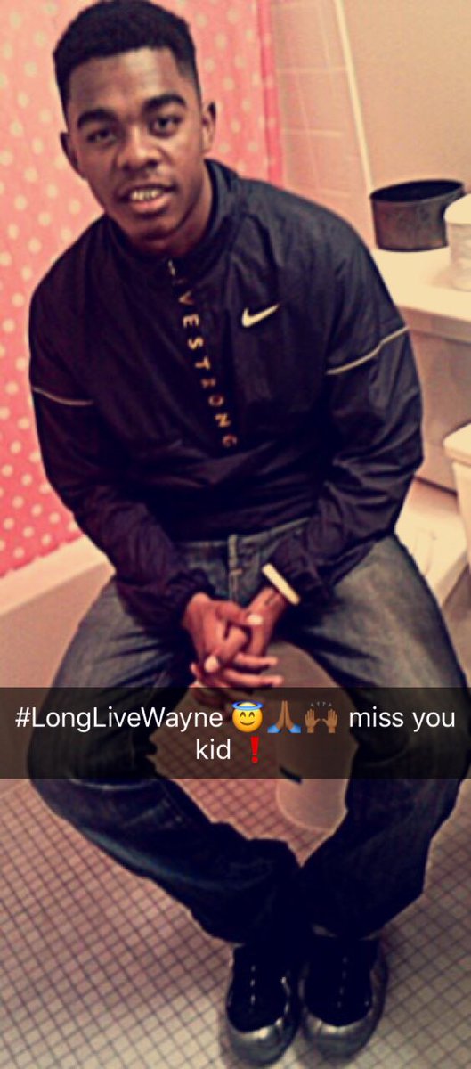 Juicemane_12's tweet photo. #LongLiveWayne 🤘🏾😇🙏🏾 https://t.co/Fz5h9Ru74e
