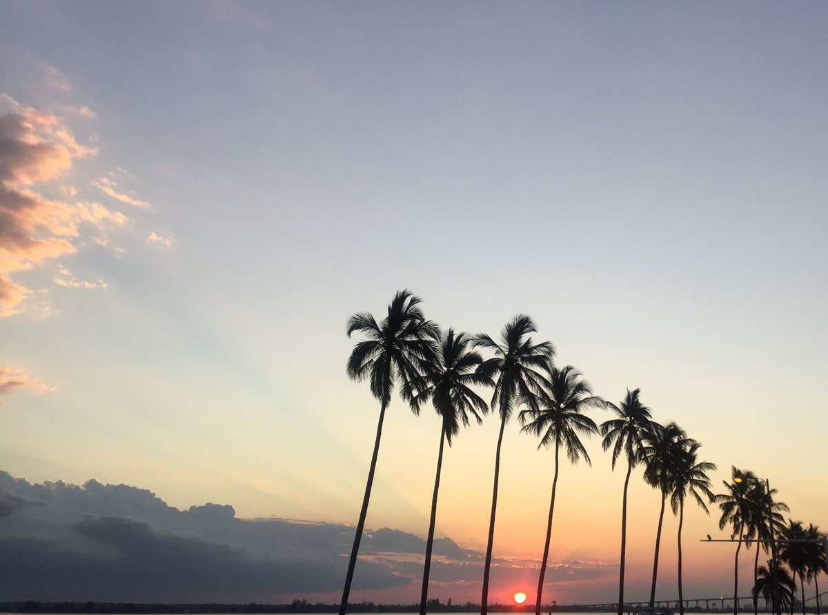 Dzufer's tweet photo. Pic by Dzufer - Maputo 😊😍#No Filters https://t.co/dQcIu1w6eA