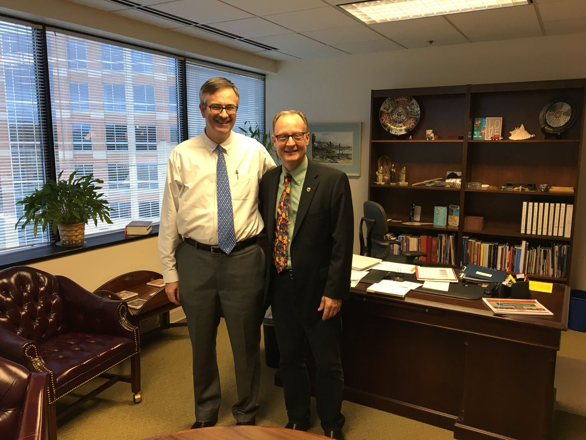 21stCenLeaderKW's tweet photo. Stopped by @NCEATALK offices and met with @TBurnford @adkopp76 @pam_bernards among others on the team. Great vision for the future of CathSs https://t.co/3c1WgZ71KO