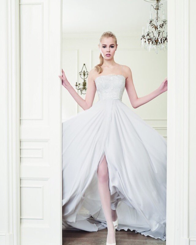 TLbridal's tweet photo. Look out for our page in 2018 @BrideMag #bridesouthwest coming soon #bridalfeature #bridalmagazine #bridalinspiration #southwestbride #bride https://t.co/xyiuuxHPSv