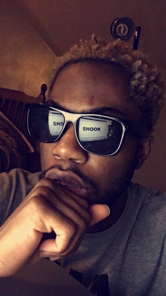 WorIdStarComedy's tweet photo. It's called the "mall" because instead of going to one store you're going to "them all" https://t.co/UBJFM7l6AO