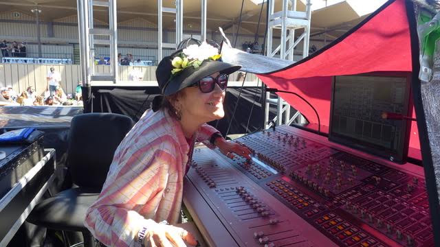 LDITradeshow's tweet image. Meet Deanne Franklin, audio engineer since 1982 &amp;amp; #LDI2017 speaker on Club Sound: Dos &amp;amp; Don’ts. Q&amp;amp;A: goo.gl/fFmwtp