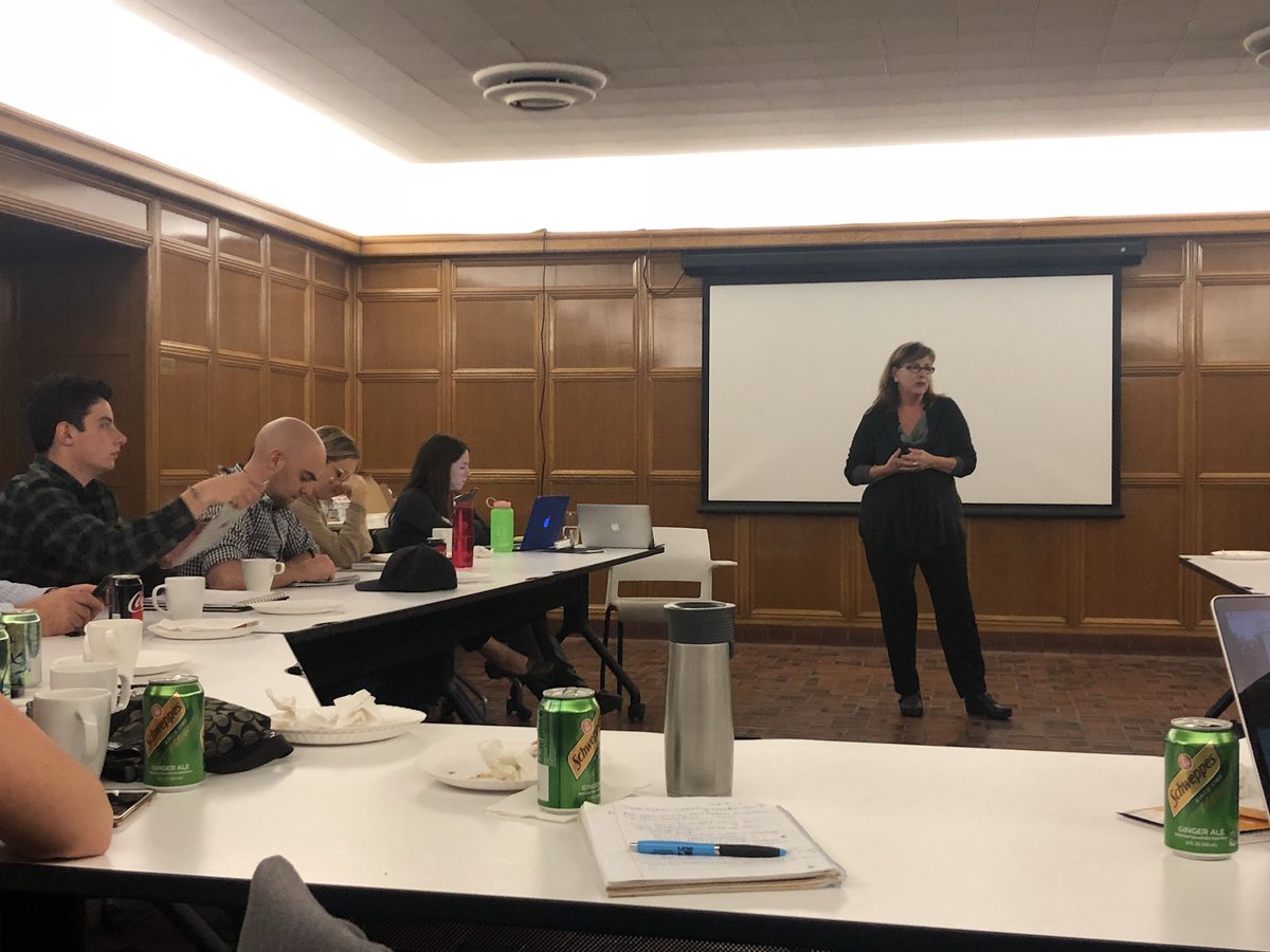 AMOFTHEP's tweet photo. Earlier this week @ExploreCoCo dt #MPLS @SchulerPub speaking to people interested in learning more about when #PR is needed #TCstartupWeek https://t.co/pX31I4iC7E