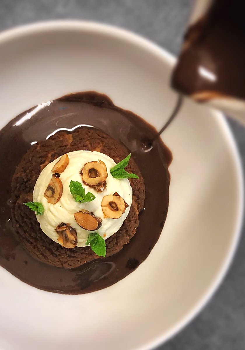 ScranandScallie's tweet photo. ‼️NEW DESSERT ‼️ ... Choux pastry filled with caramel ice cream, caramelised hazelnut &amp; almond &amp; chocolate sauce 🔥 @TomKitchin @dominicjack https://t.co/J77klvf5ps