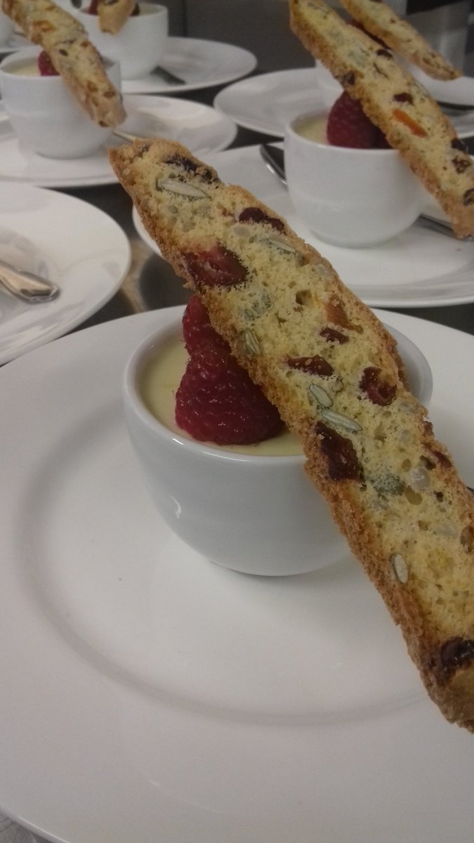 Damian Blake tweet media