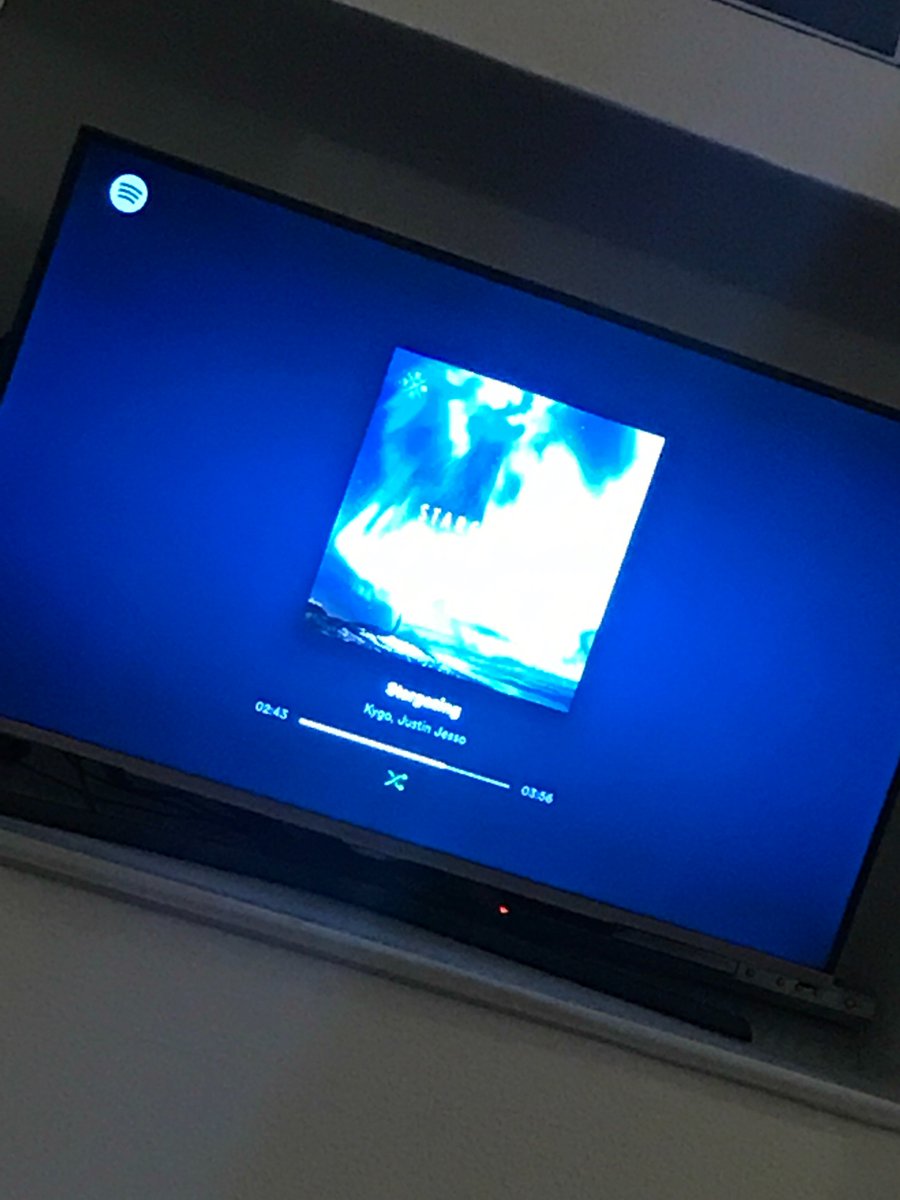 simeon0107's tweet photo. @Ryanair us right now cos of you - sleeping under the stars! @KygoMusic help us out and get them to reply! #stargazing #allthecompensation https://t.co/r1pxc63G18