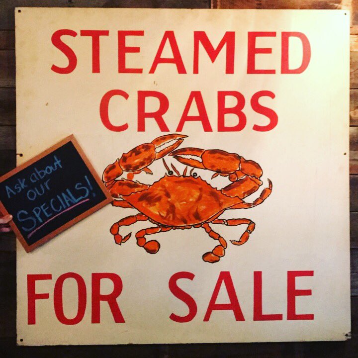 CaptainCatoctin's tweet photo. Special on medium crabs for tonight! $25 doz. (regularly $50). Eat in only, while supplies last. Happy Hour starts at 4pm 🦀🍤🍻🍹 https://t.co/wWe0btEJQN