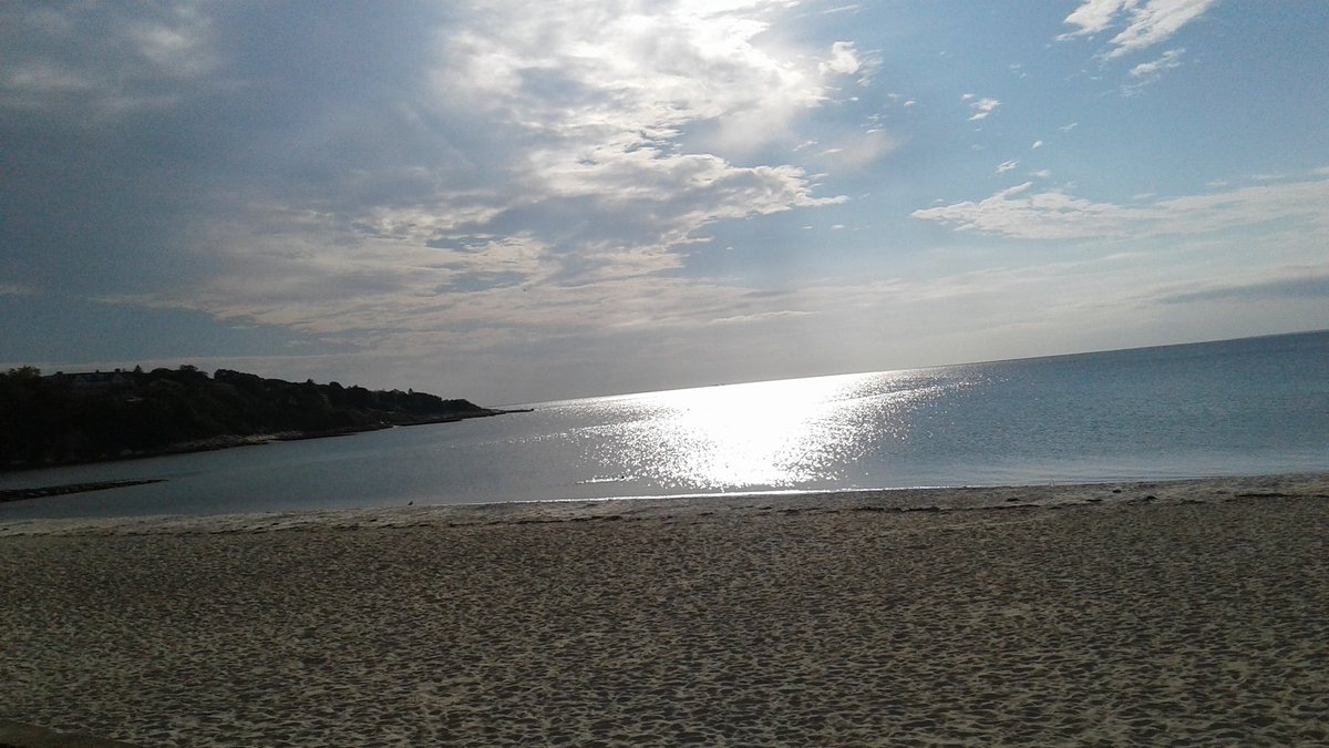 MonGenerale's tweet photo. @NewsHopkins @ShiriSpear @Met_CindyFitz @LaurieWBZ @KevinBoston25 @KerryKavanaugh @mariastephanos Getting #SunsetReady https://t.co/wuruBvWtrh