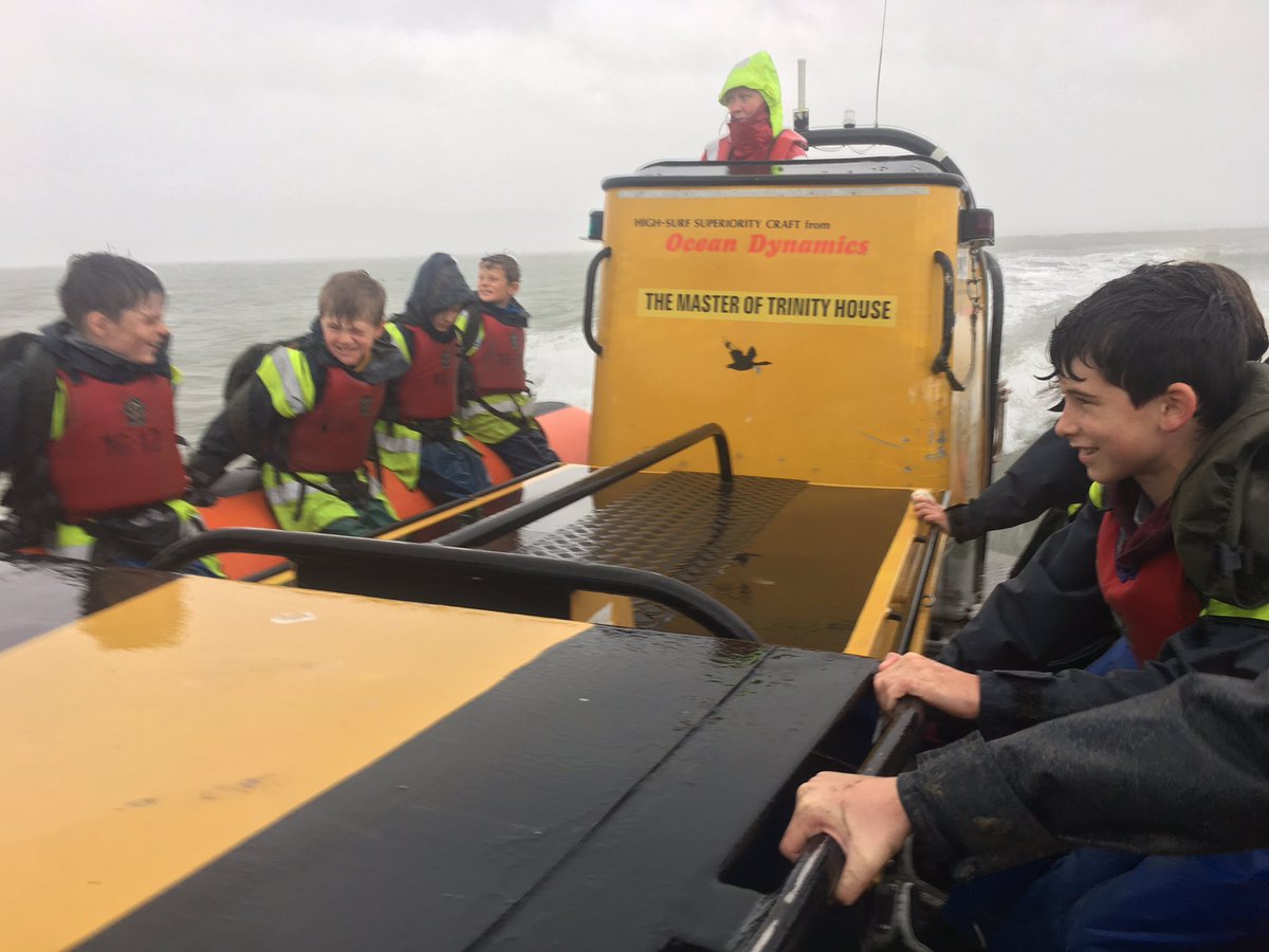 CConnor_OBT's tweet photo. Team Muir had some epic adventures in tough wet/windy conditions but spirits were high &amp; kept going #beachexplore #farmlife @waverley_abbey https://t.co/uedpbKSO1H
