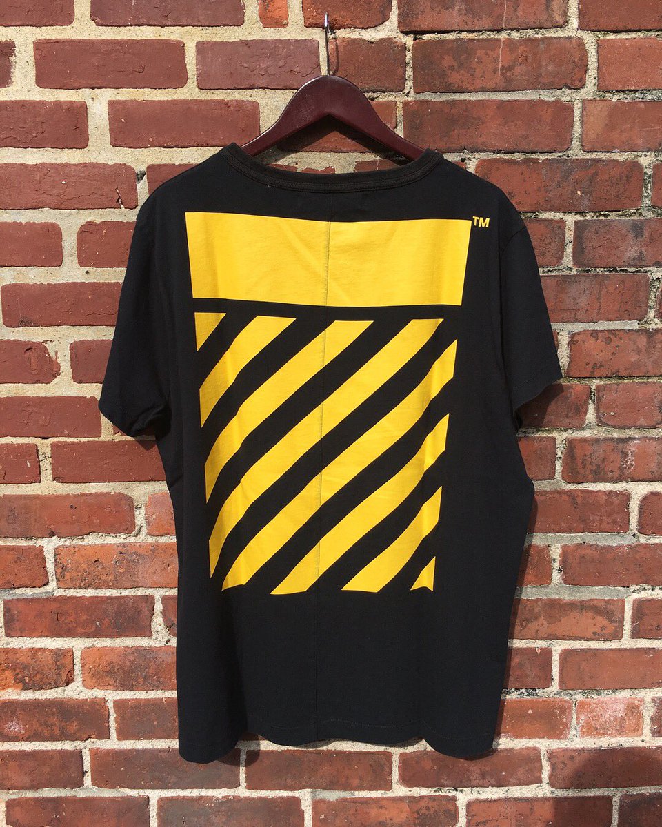 SHOP_U7's tweet photo. New BAPE Hits The Site Today.
https://t.co/qG0hodssjN https://t.co/ls9jHk02lR