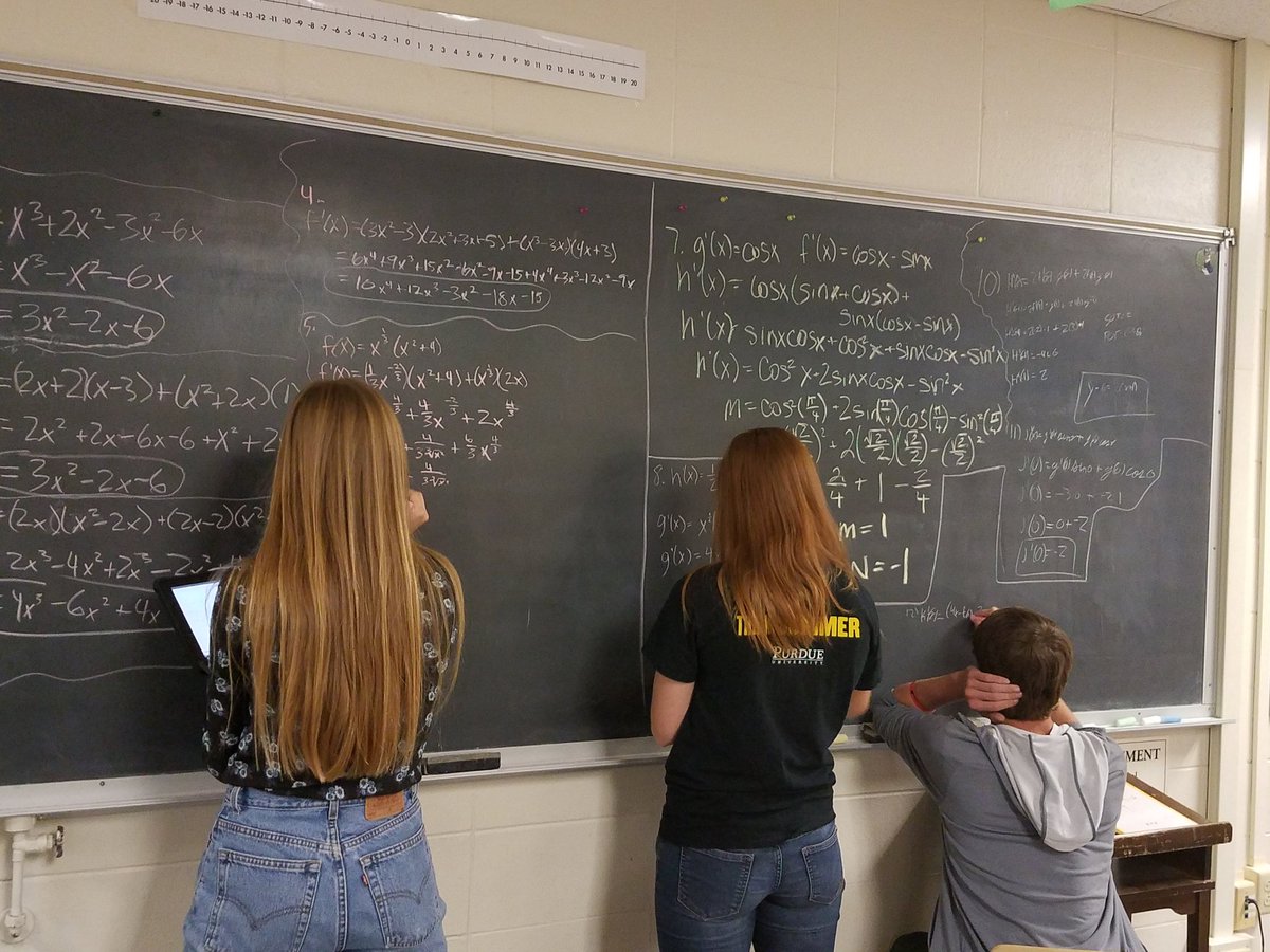 ColonisMath's tweet photo. JHS students find these solutions to be beautiful in AP CALC! #BronchoNation #ProductRule https://t.co/2EOiA7Hury