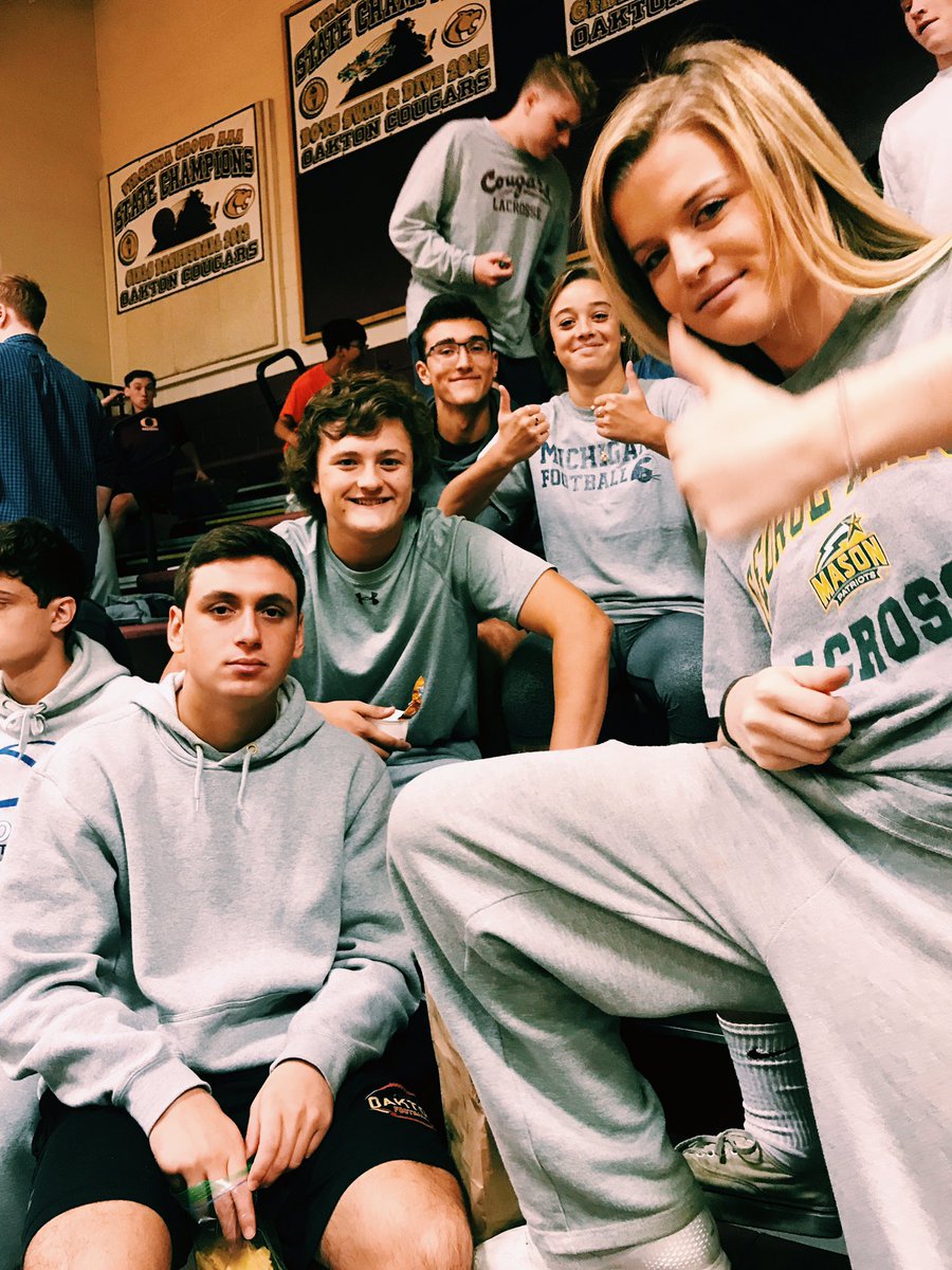 OHSLSHIP's tweet photo. Some awesome groutfits from today's spirit day!!!!!!! Keep them comin cougars☑️ https://t.co/XX8wvPxTSL