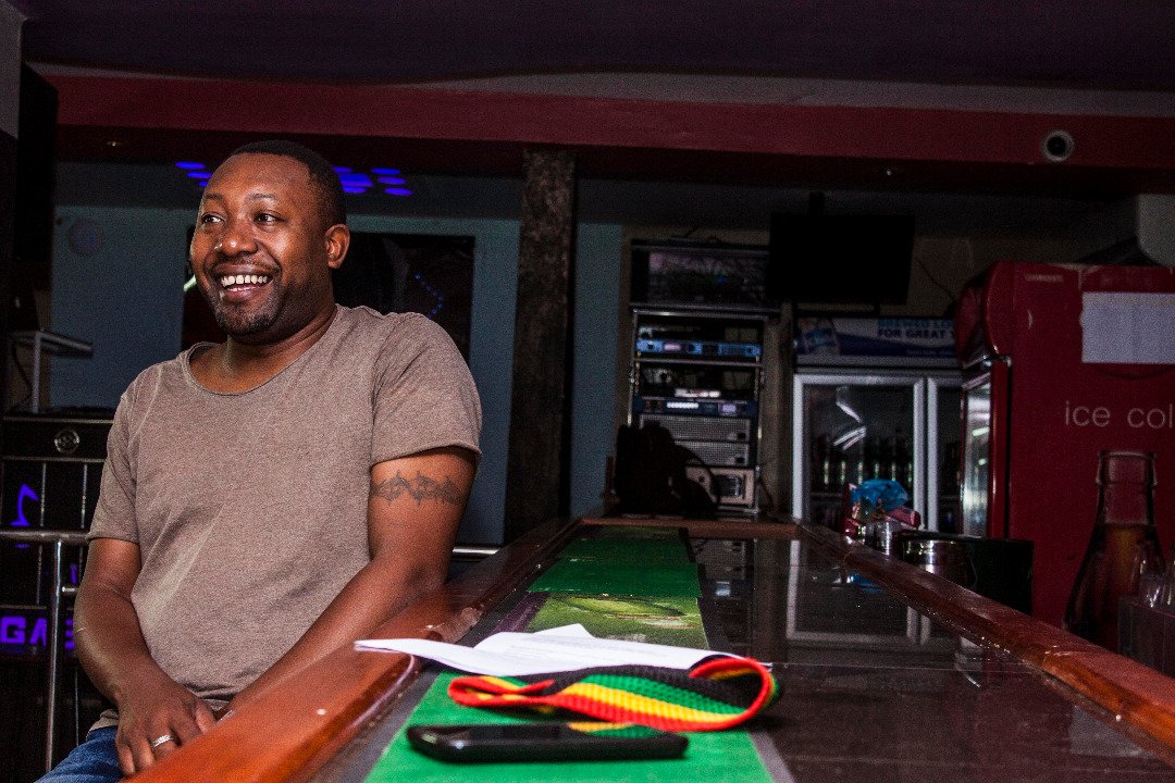 AnotherRoundUg's tweet photo. Byaru: You can't start off a marriage with a fight, if your would be wife doesn't want you to invite your ex, please don't! #AnotherRoundUg https://t.co/N2Pyh8VutW