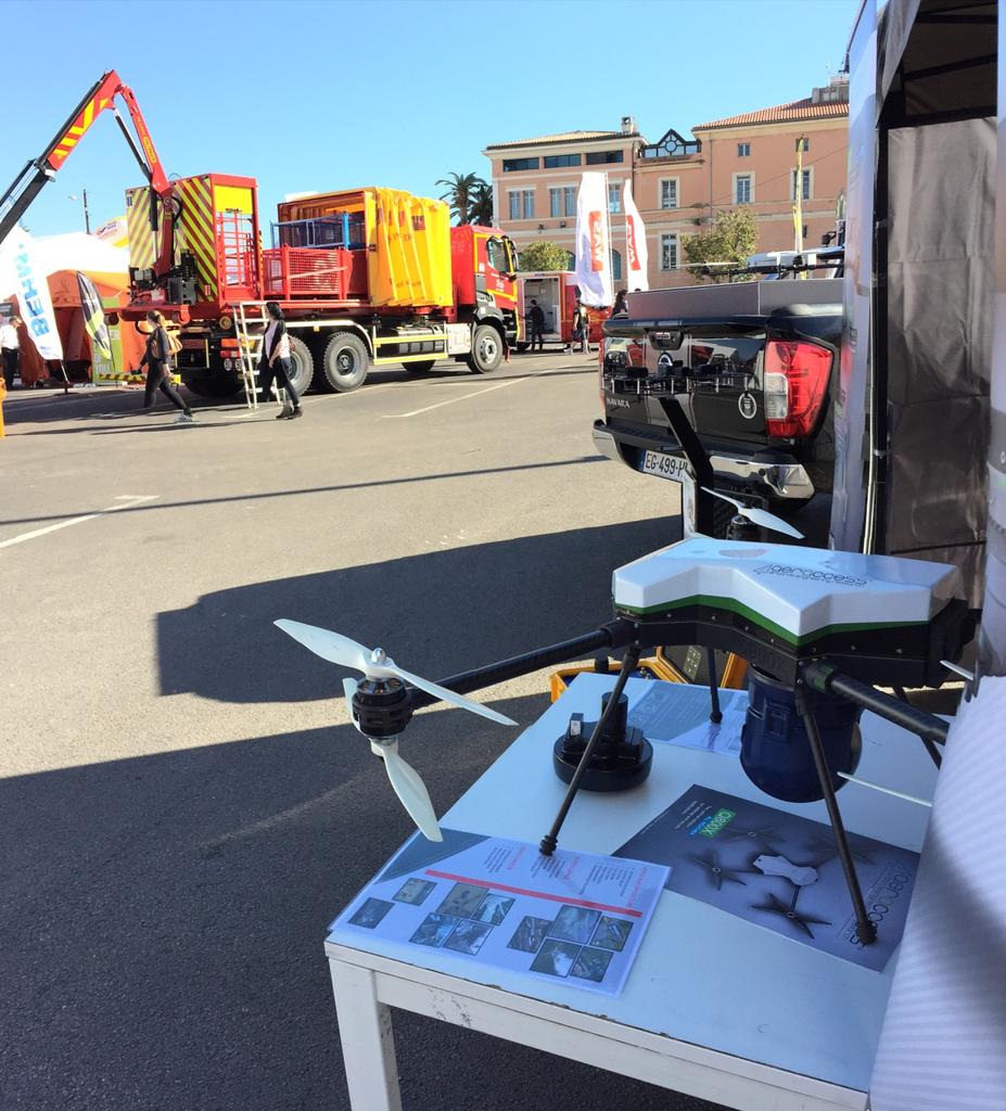 Unique drone étanche à voler en conditions extrêmement difficiles #ISR #NRBC #IPMESH #SAR <a href="/CongresSp2017/">CongrèsSP2017</a> #CongresSP2017