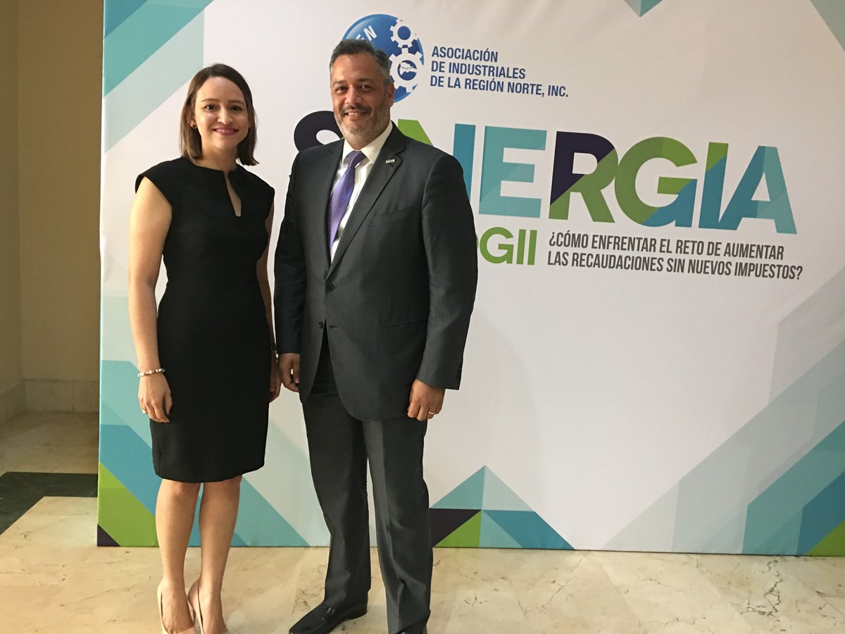 #Repost 
Hoy representantes del #GrupoESTRELLA participaron del Almuerzo anual de #AIREN titulado “Sinergia” auspiciado por la DGA &amp; DGII