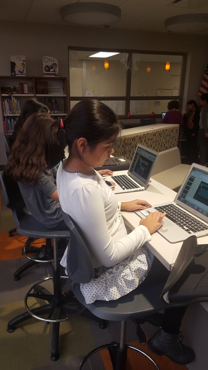 ElsieJohnsonIC's tweet image. 5th Ss putting the finishing touches on their #explorersweek projects! @EJPrincipalD93 @isacsoj @MrsRestis