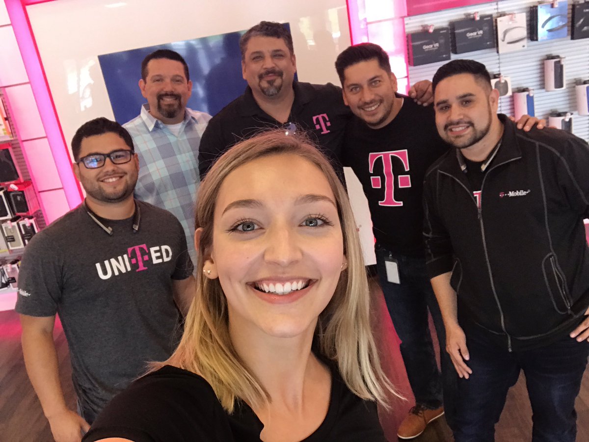 Dsolano1023's tweet photo. Great time with @myamtel leadership today! Thanks @frankhuron for the tour! @Alisa_Arner #SCOwnsit https://t.co/MY1oHhIpB9