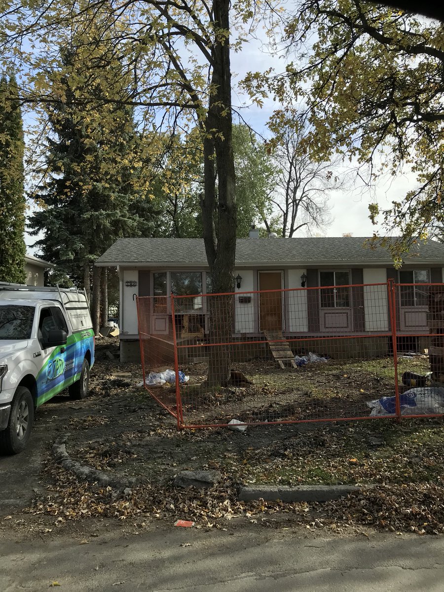 FloProPlumbing's tweet photo. This weeks plumbing project! #winnipeg #winnipegolumber #renovations #foundation #plumbing #flopro #floproradonsolutions #stvital https://t.co/qyenk0cZpJ