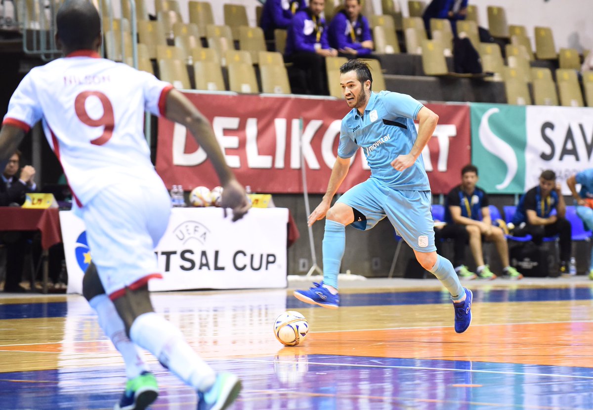 ClubInterFS's tweet photo. Más imágenes de la victoria en el debut de la Main Round UEFA Futsal Cup. #MovistarInter #DefendemosLaCorona #InteristaSoy https://t.co/f32XwJxx7W
