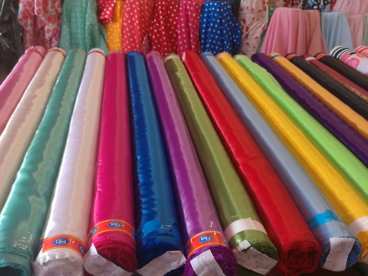 Llegan los colores para los disfraces #disfraces #halloween #diversion #creatividad #colorido