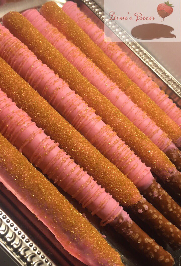 DimesPieces's tweet photo. Tell y'all baby mamas to follow me! Oh yea, order up! π #DimesPieces #TheRealCandyLady https://t.co/3SOxb0HIAV