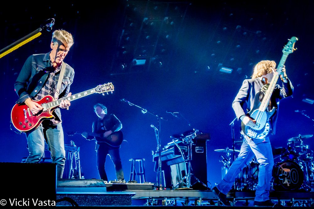79Aspen's tweet photo. I may be biased but Vicki really rocked these shots! #aBriefHistoryTour #MatchboxTwenty #MB20is20 #Pookie #ForgotToShareRob https://t.co/pgcFyjU1LE